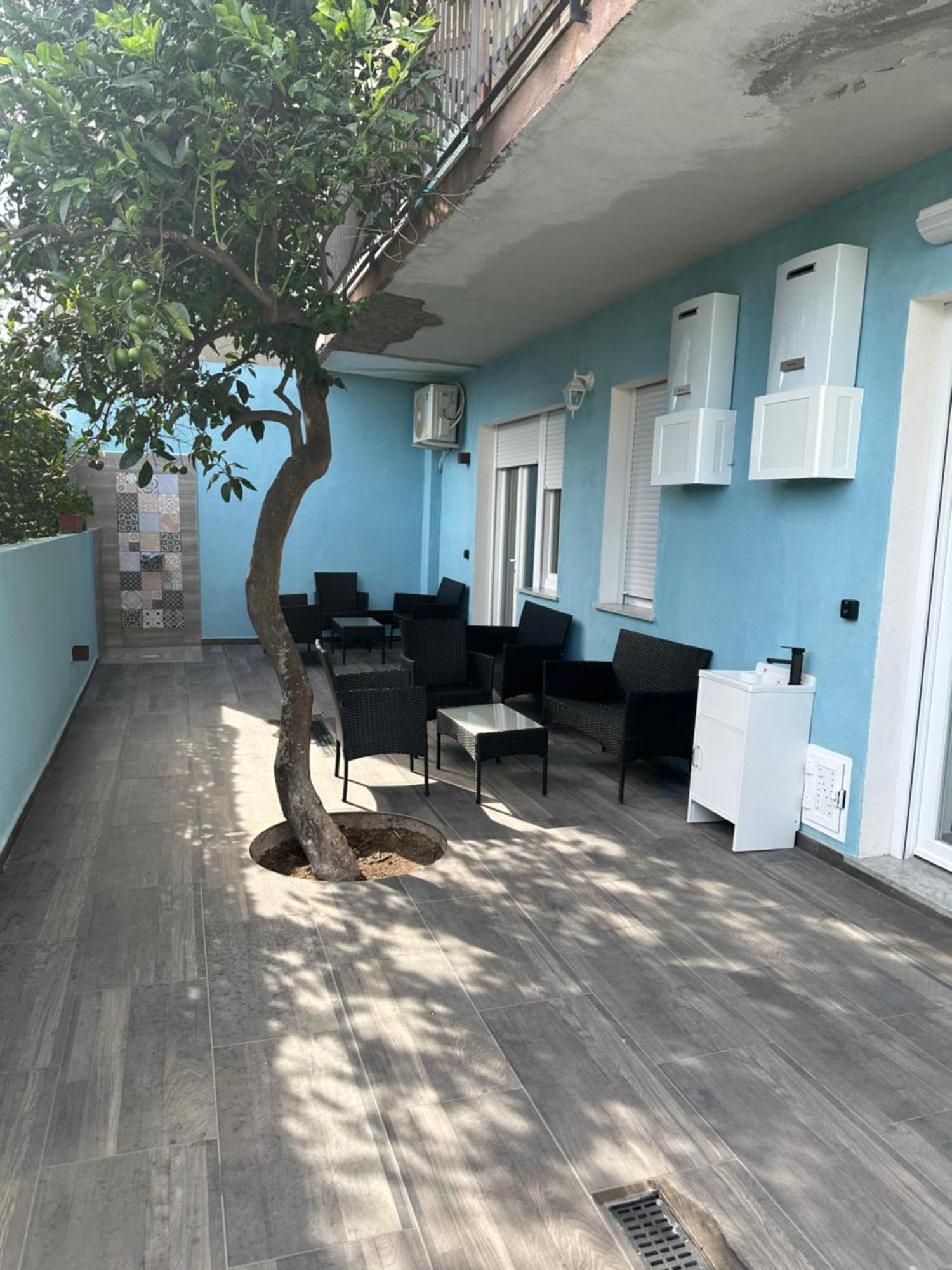 Nathouse Villafranca Tirrena Exterior foto