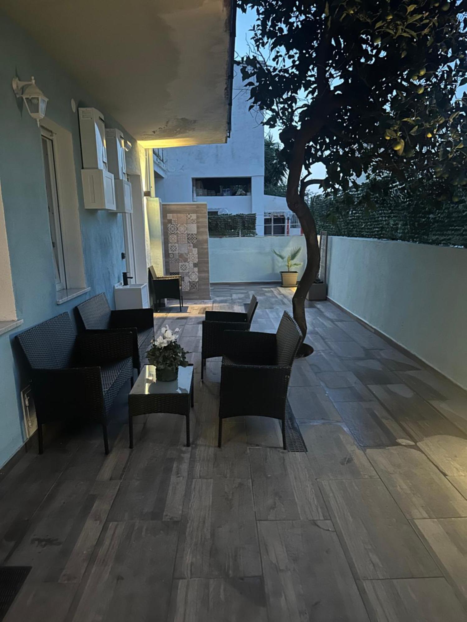 Nathouse Villafranca Tirrena Exterior foto